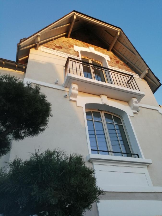 Appart Hotel & Spa La Villa Du Port Vannes Exterior photo